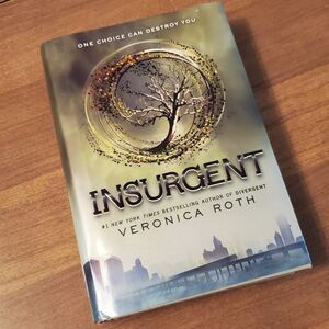 Insurgent [Divergent] By Veronica Roth  Hardcover With Dust Jacket